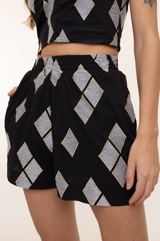 Shorts Madrid Bordado